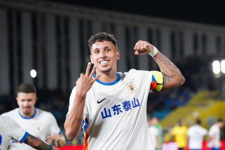 WNBA篮球
_解说员批克雷桑：无组织、无纪律踢得太浪WNBA篮球
，看的我脑袋蹭蹭冒血
